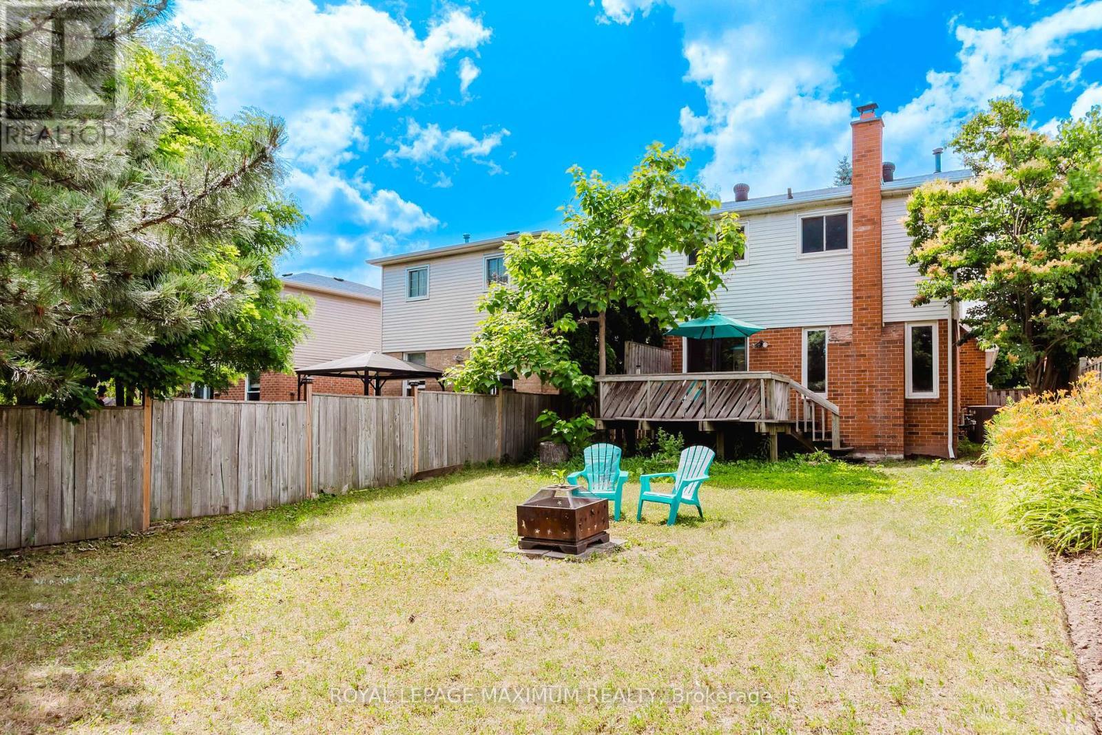 












6 CASSANDER CRESCENT

,
Brampton,




Ontario
L6Z1Z2

