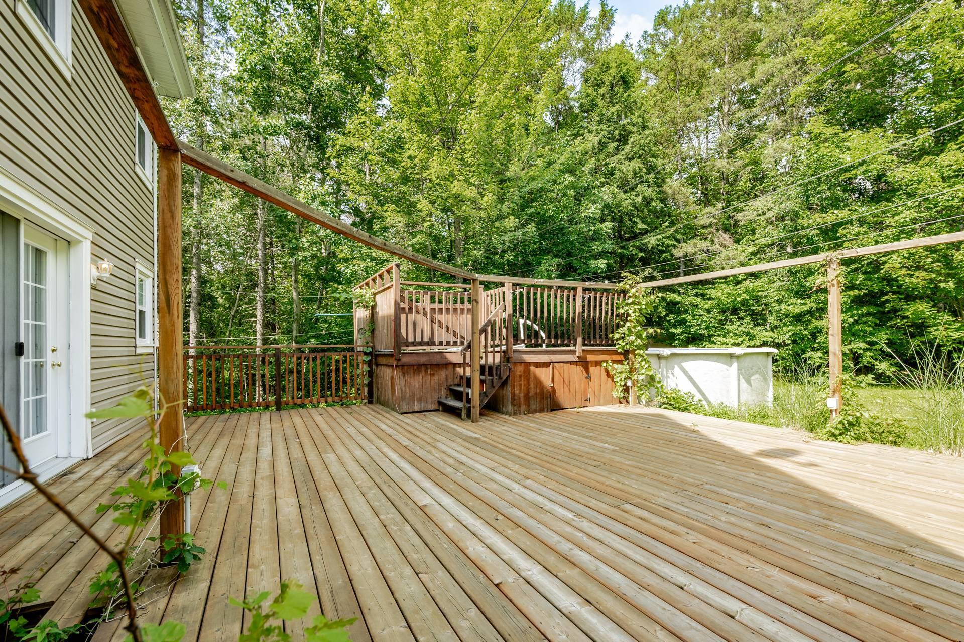 









5917


Ch. de Val-du-Lac

,
Sherbrooke (Brompton/Rock Forest/Saint-Élie/Deauville),




QC
J1N0E9

