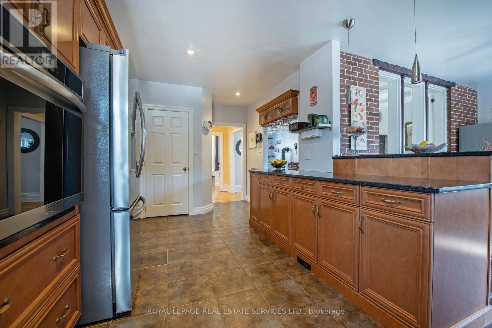 












419 PRINCESS AVENUE

,
London East,




Ontario
N6B2B2

