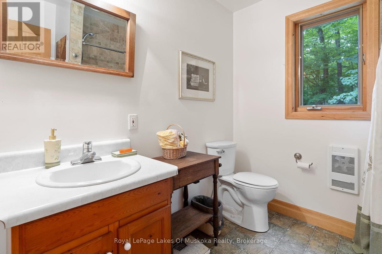 












1236 GRACE ROAD

,
Minden Hills (Minden),




Ontario
K0M2K0

