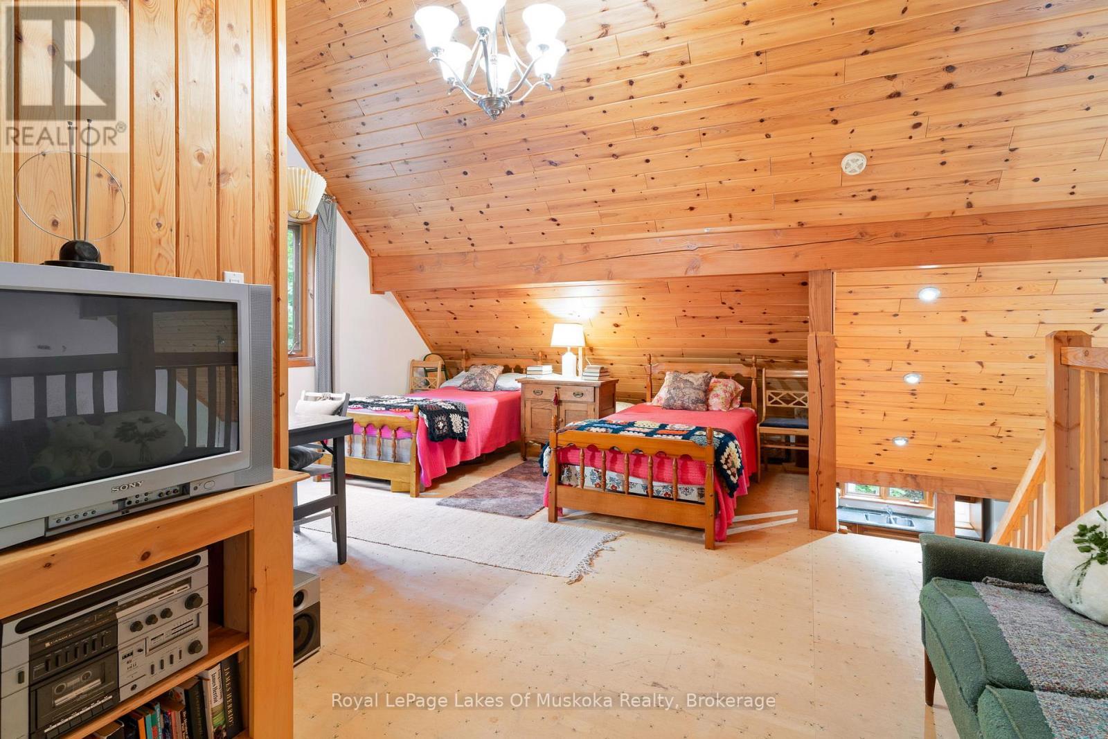 












1236 GRACE ROAD

,
Minden Hills (Minden),




Ontario
K0M2K0

