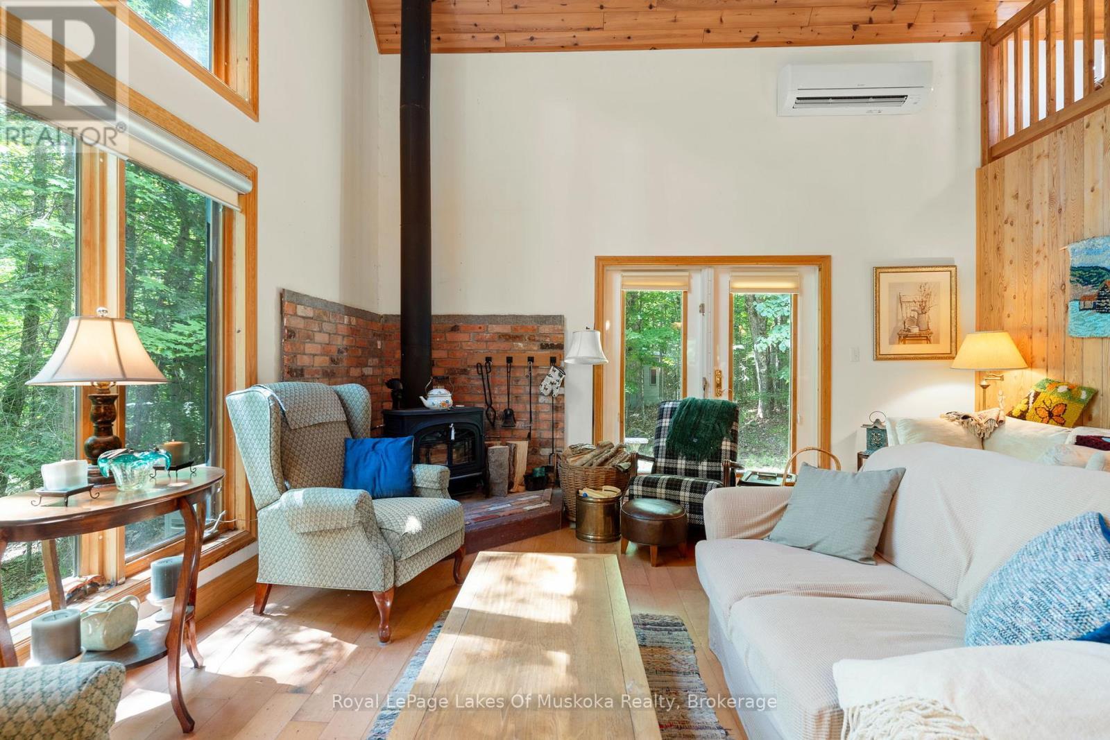 












1236 GRACE ROAD

,
Minden Hills (Minden),




Ontario
K0M2K0

