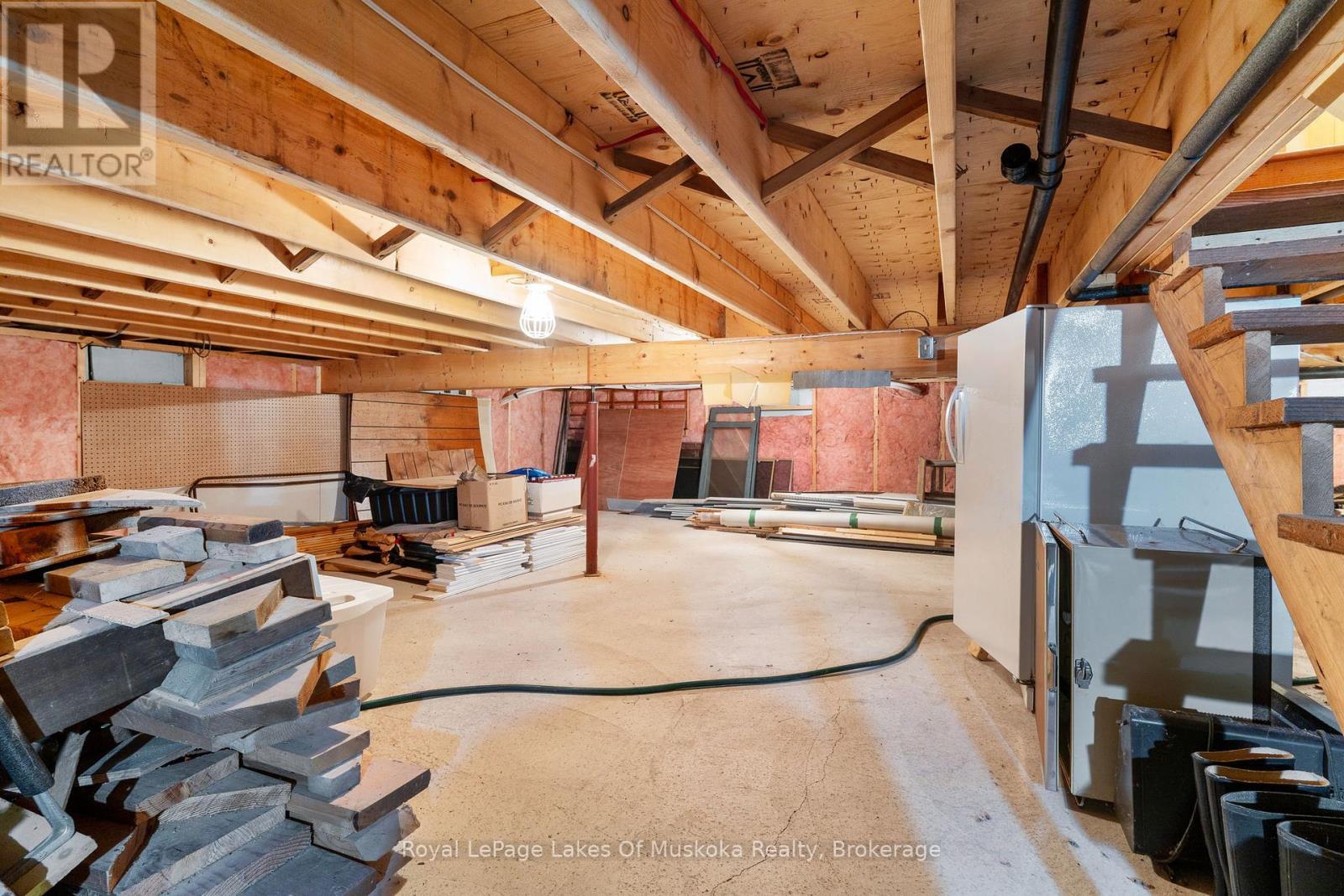 












1236 GRACE ROAD

,
Minden Hills (Minden),




Ontario
K0M2K0

