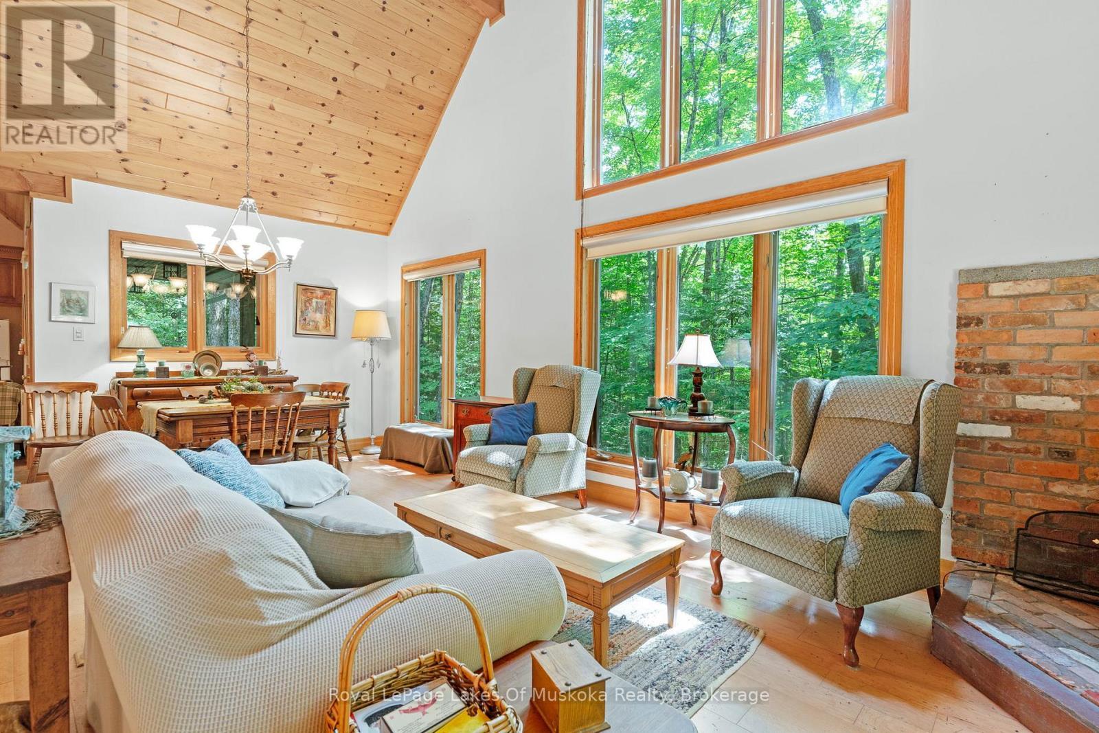 












1236 GRACE ROAD

,
Minden Hills (Minden),




Ontario
K0M2K0

