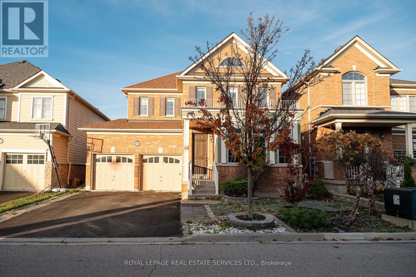 












258 HOLLOWAY TERRACE

,
Milton,




Ontario
L9T0S1

