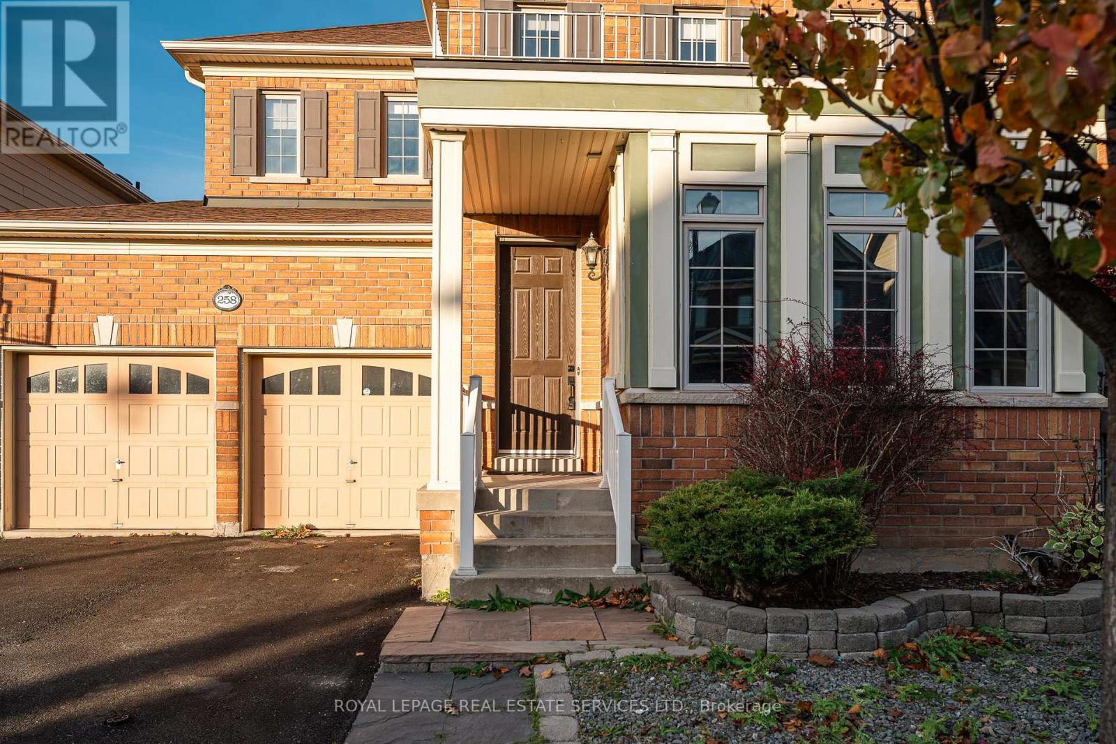 












258 HOLLOWAY TERRACE

,
Milton,




Ontario
L9T0S1


