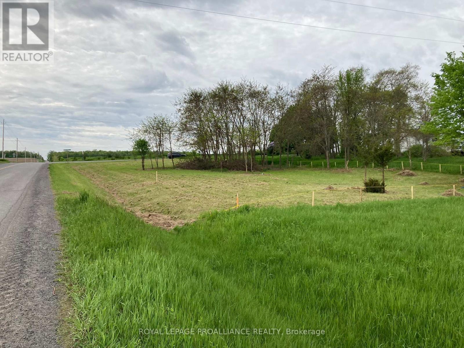 












00 SOUTH SHORE ROAD

,
Greater Napanee,







Ontario
K7R3K7

