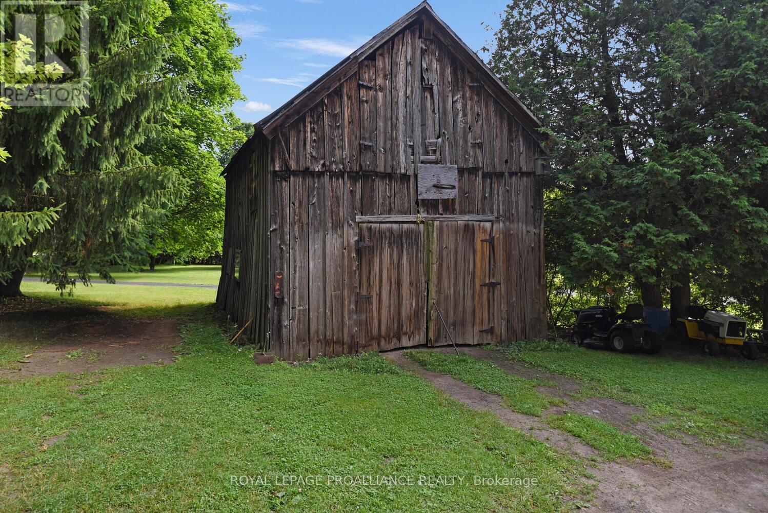 












3641 MAPLE AVENUE

,
Augusta,




Ontario
K0E1T0

