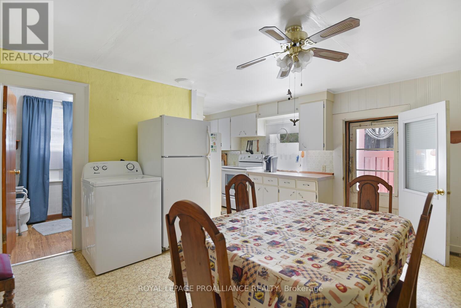 












3641 MAPLE AVENUE

,
Augusta,




Ontario
K0E1T0

