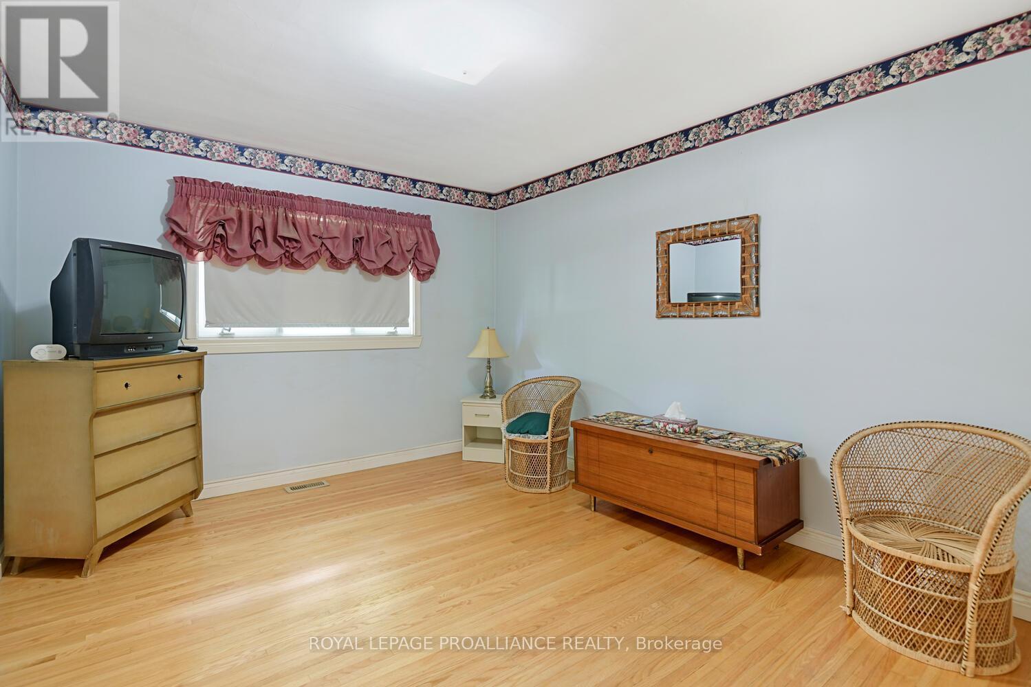 












3507 CHARLEVILLE ROAD

,
Augusta,




Ontario
K0E1T0


