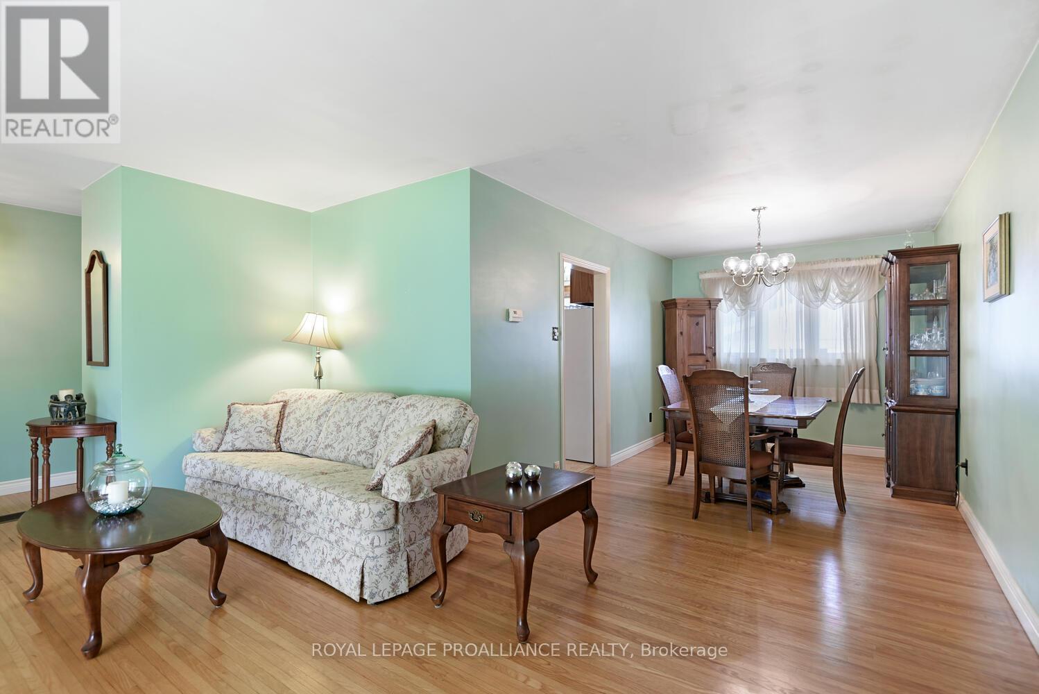 












3507 CHARLEVILLE ROAD

,
Augusta,




Ontario
K0E1T0

