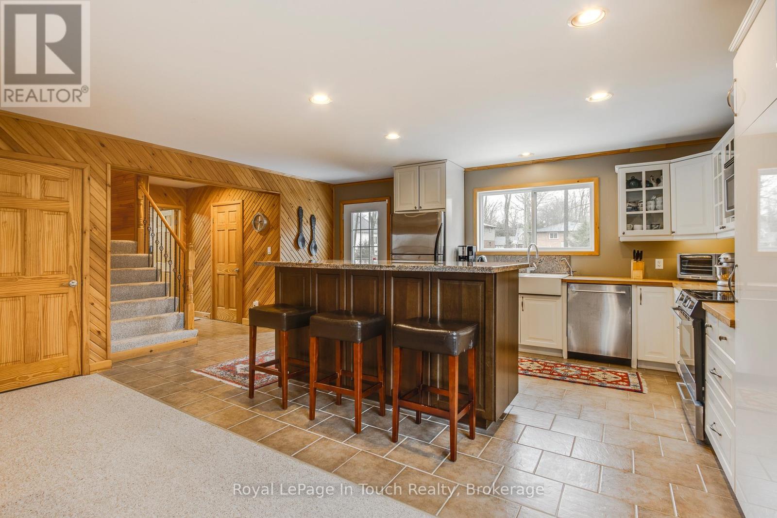 












1751 TINY BEACHES ROAD S

,
Tiny,




Ontario
L0L1P0

