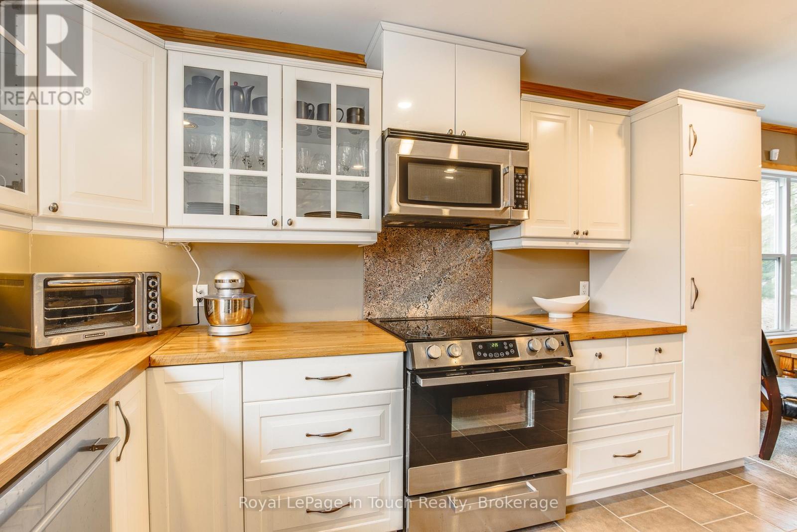 












1751 TINY BEACHES ROAD S

,
Tiny,




Ontario
L0L1P0

