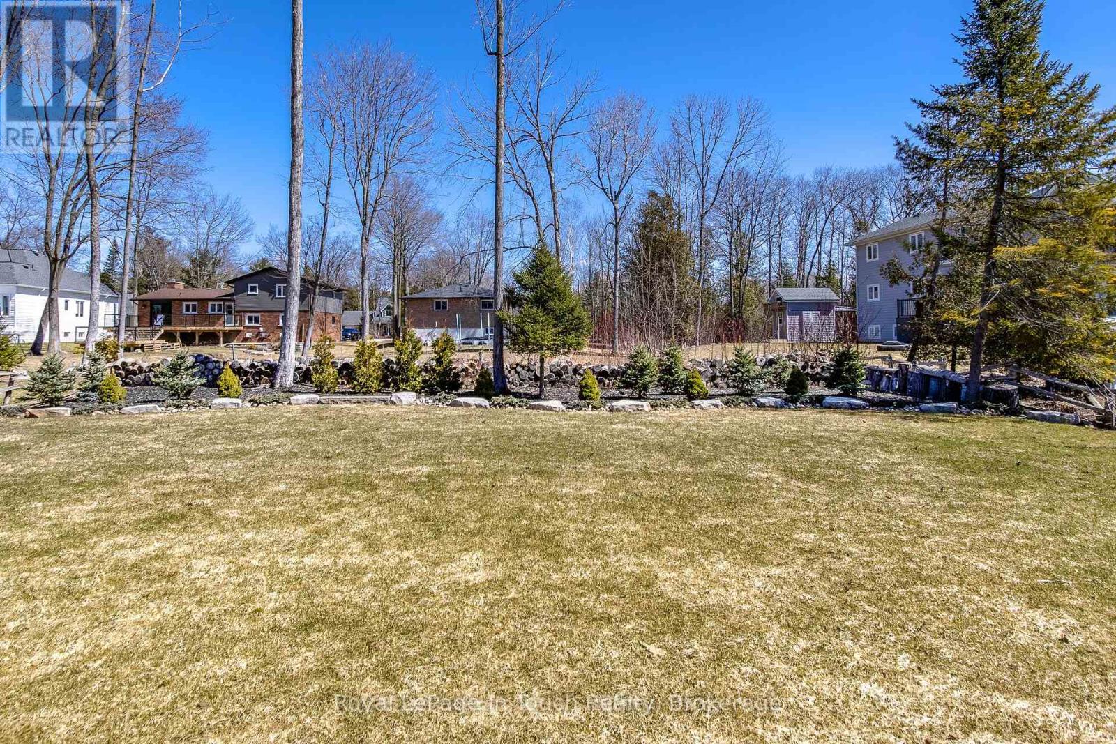 












1751 TINY BEACHES ROAD S

,
Tiny,




Ontario
L0L1P0

