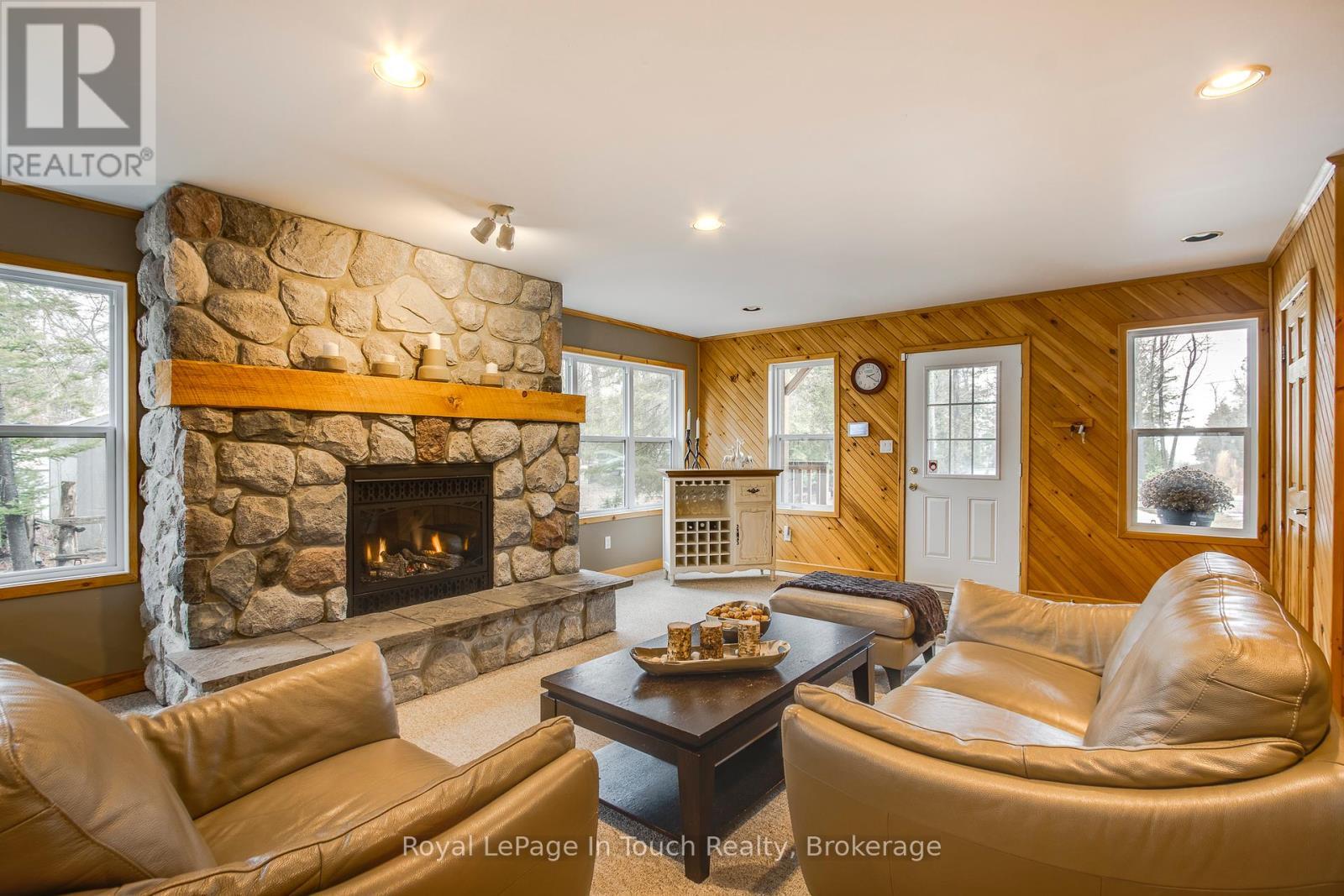 












1751 TINY BEACHES ROAD S

,
Tiny,




Ontario
L0L1P0

