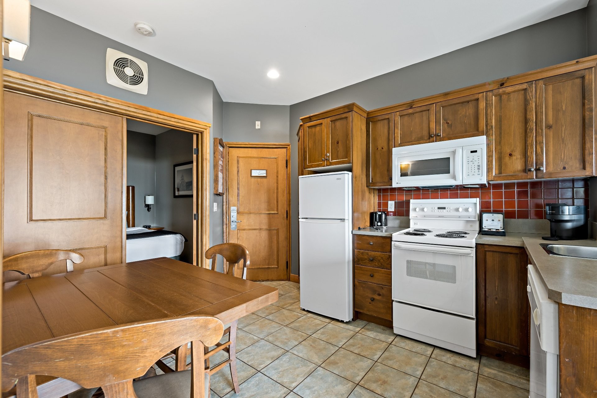 









2396


Rue Labelle

, 19,
Mont-Tremblant,




QC
J8E1T8

