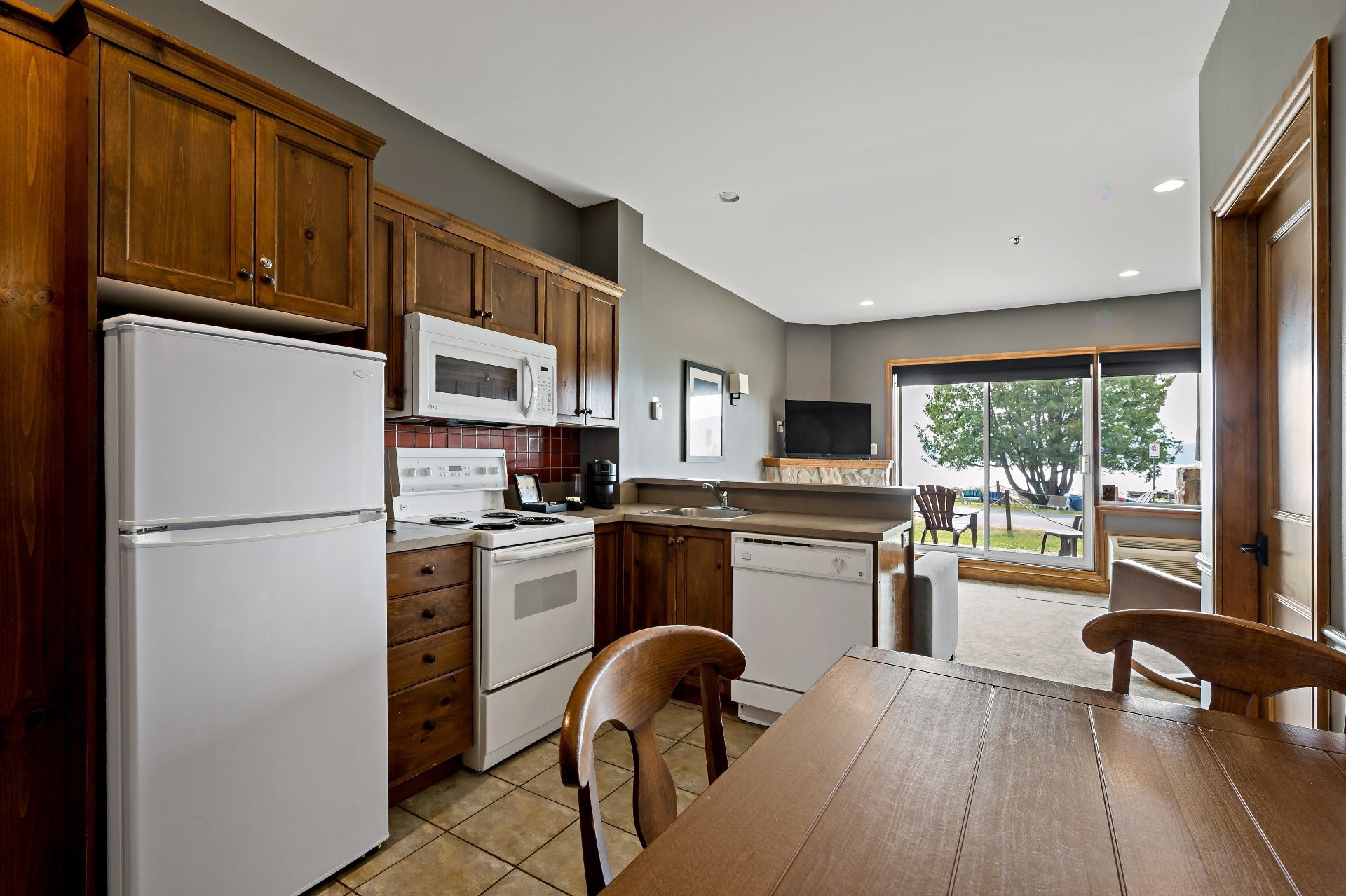 









2396


Rue Labelle

, 19,
Mont-Tremblant,




QC
J8E1T8

