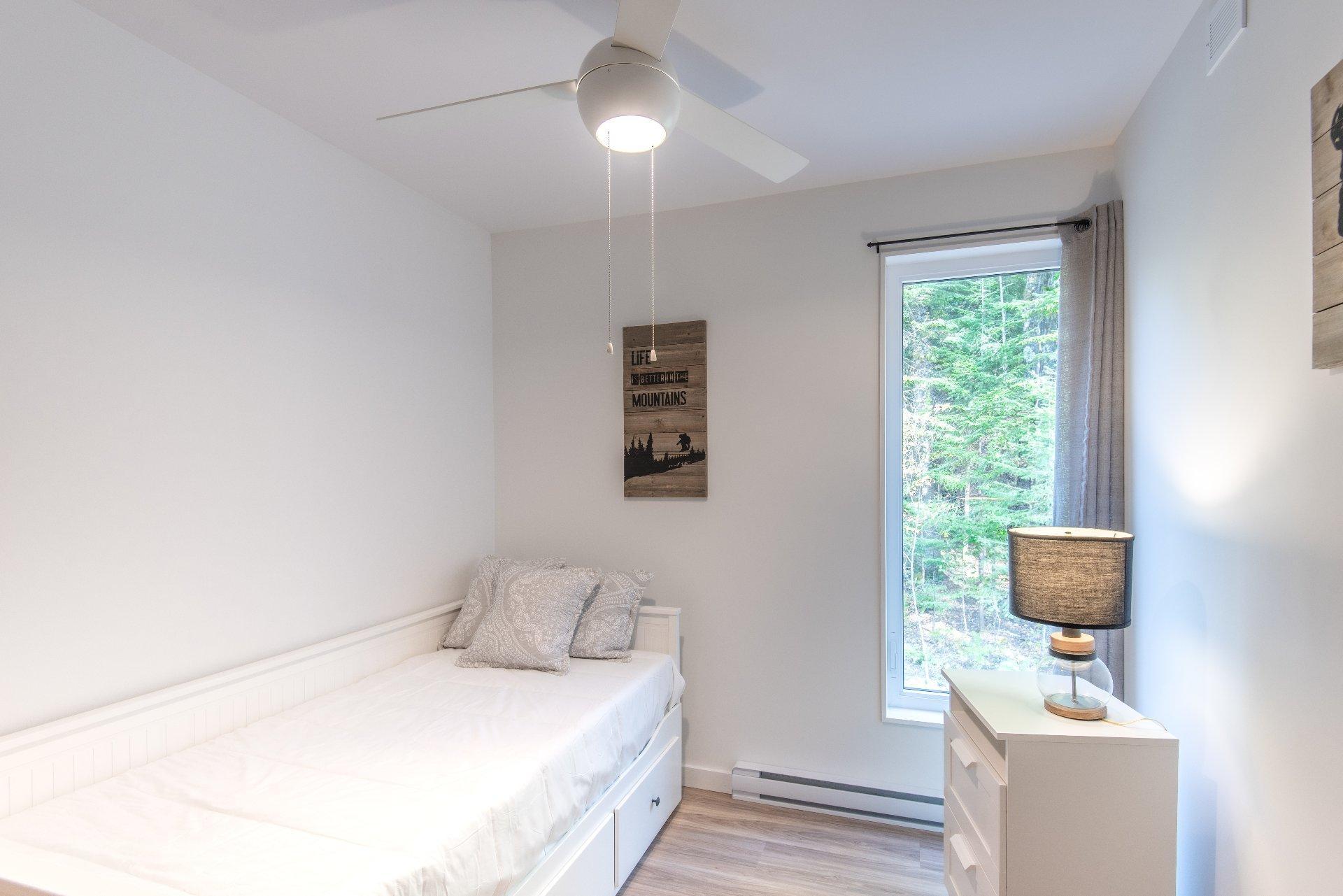 









74


Imp. du Cerf

,
Lac-Supérieur,




QC
J0T1J0

