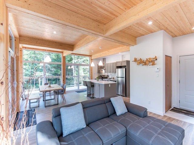 









74


Imp. du Cerf

,
Lac-Supérieur,




QC
J0T1J0

