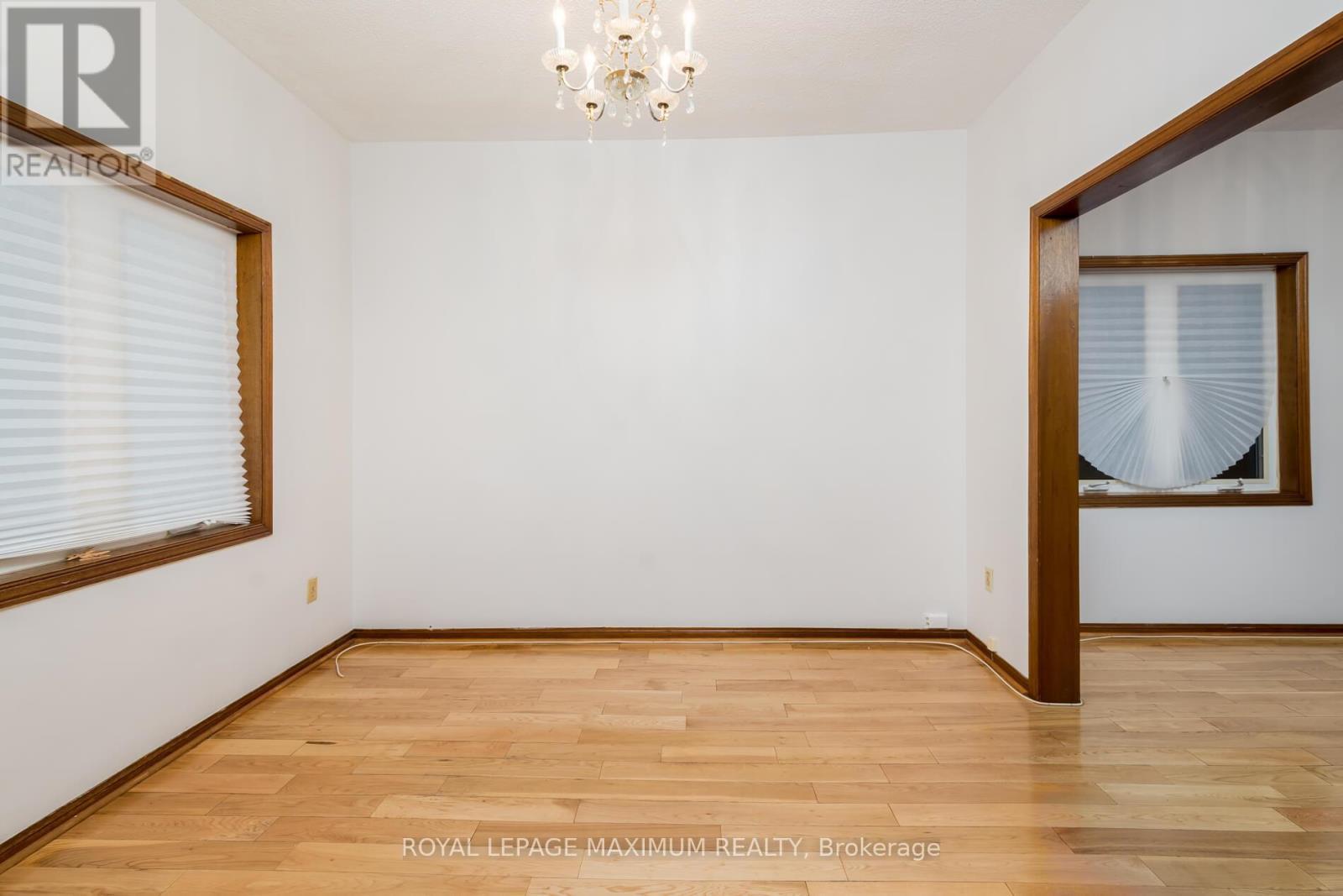 












161 CALEDONIA ROAD

,
Toronto,




Ontario
M6E4S8

