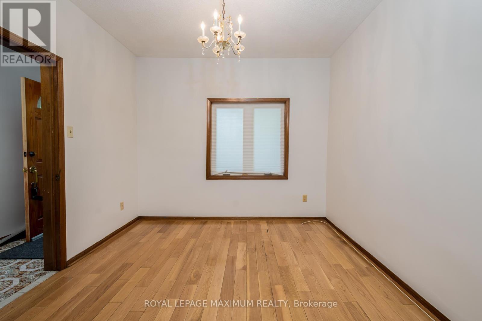 












161 CALEDONIA ROAD

,
Toronto,




Ontario
M6E4S8

