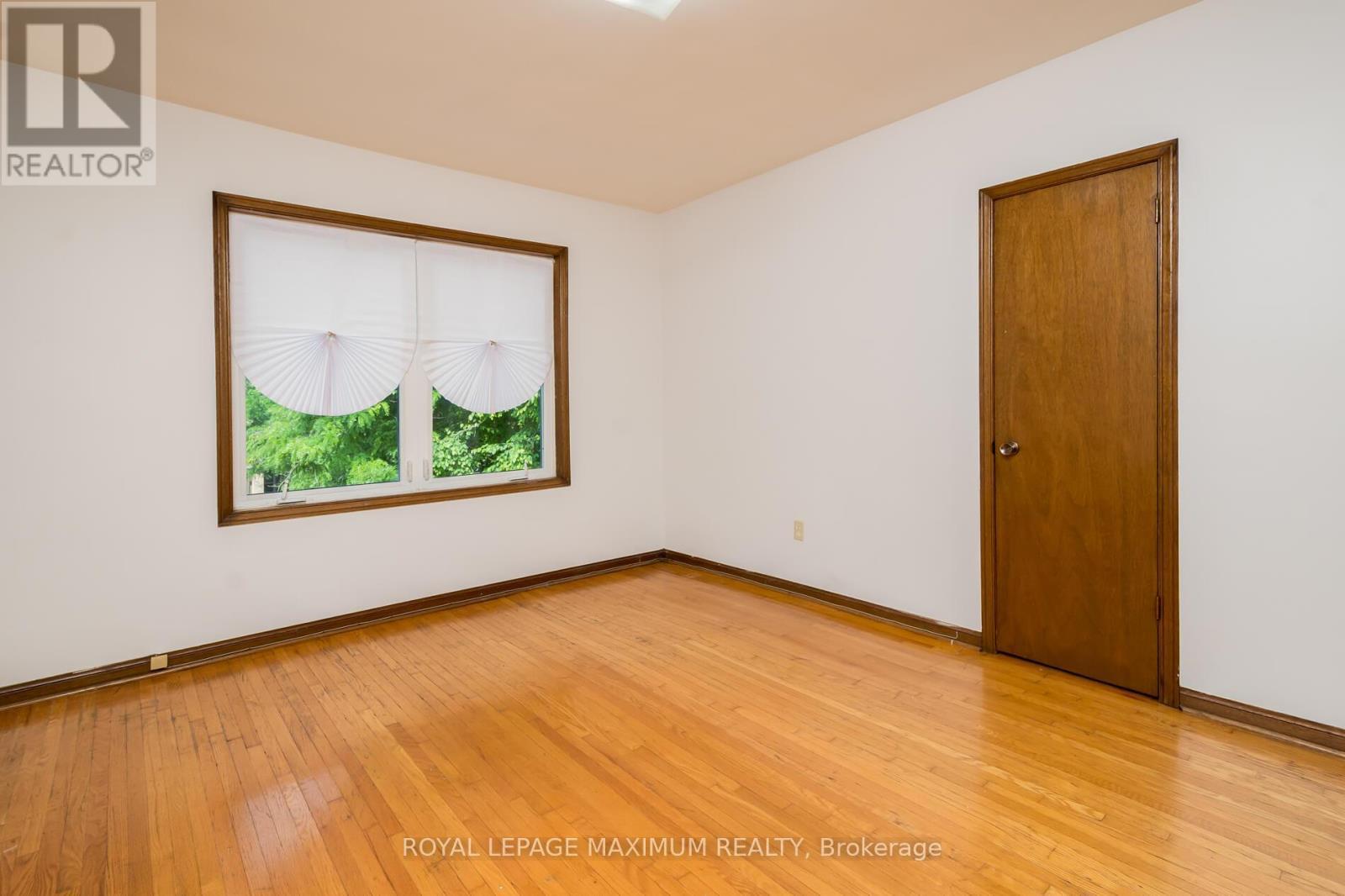 












161 CALEDONIA ROAD

,
Toronto,




Ontario
M6E4S8

