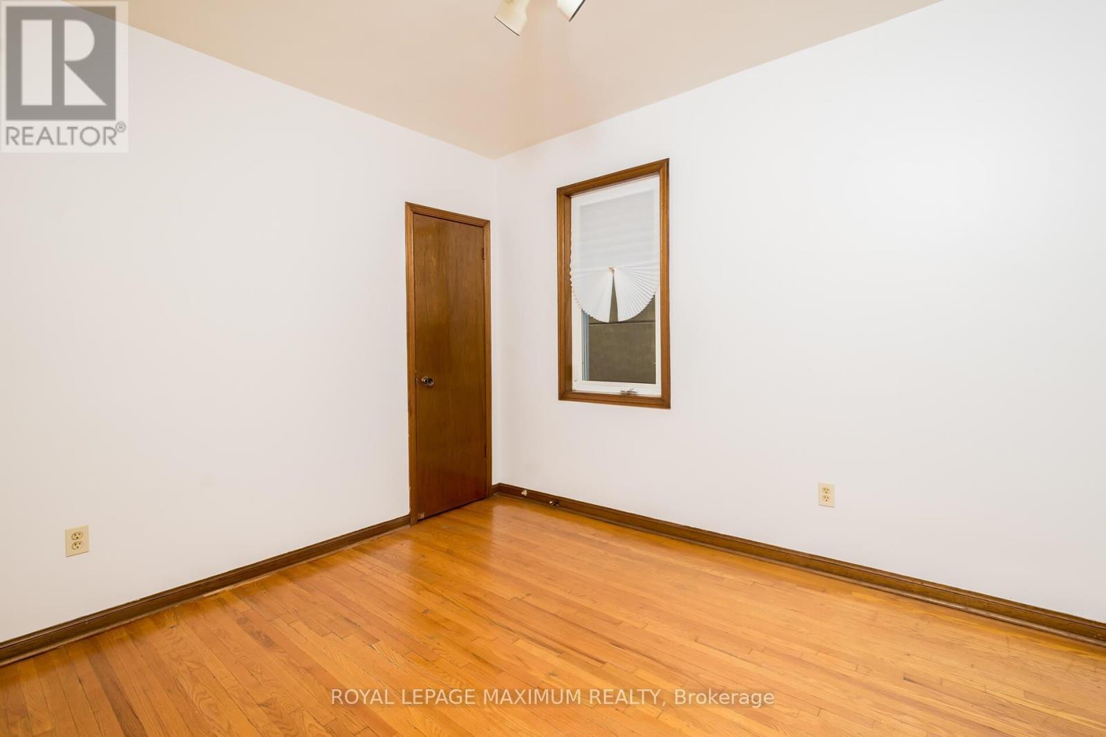 












161 CALEDONIA ROAD

,
Toronto,




Ontario
M6E4S8

