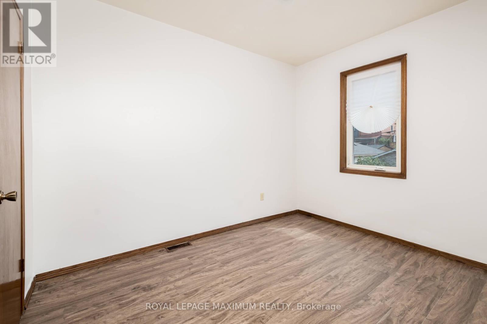 












161 CALEDONIA ROAD

,
Toronto,




Ontario
M6E4S8


