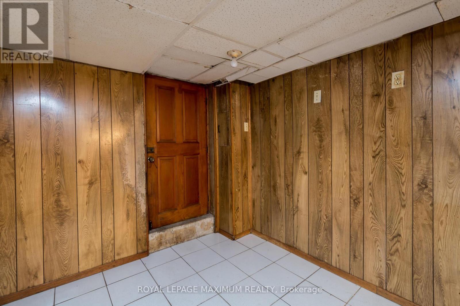 












161 CALEDONIA ROAD

,
Toronto,




Ontario
M6E4S8


