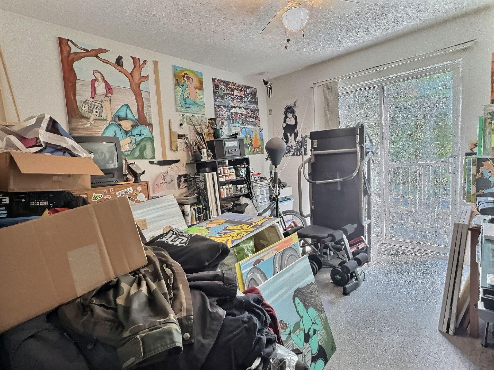 









22


Rue Demontigny

,
Gatineau (Hull),




QC
J8Y4L3

