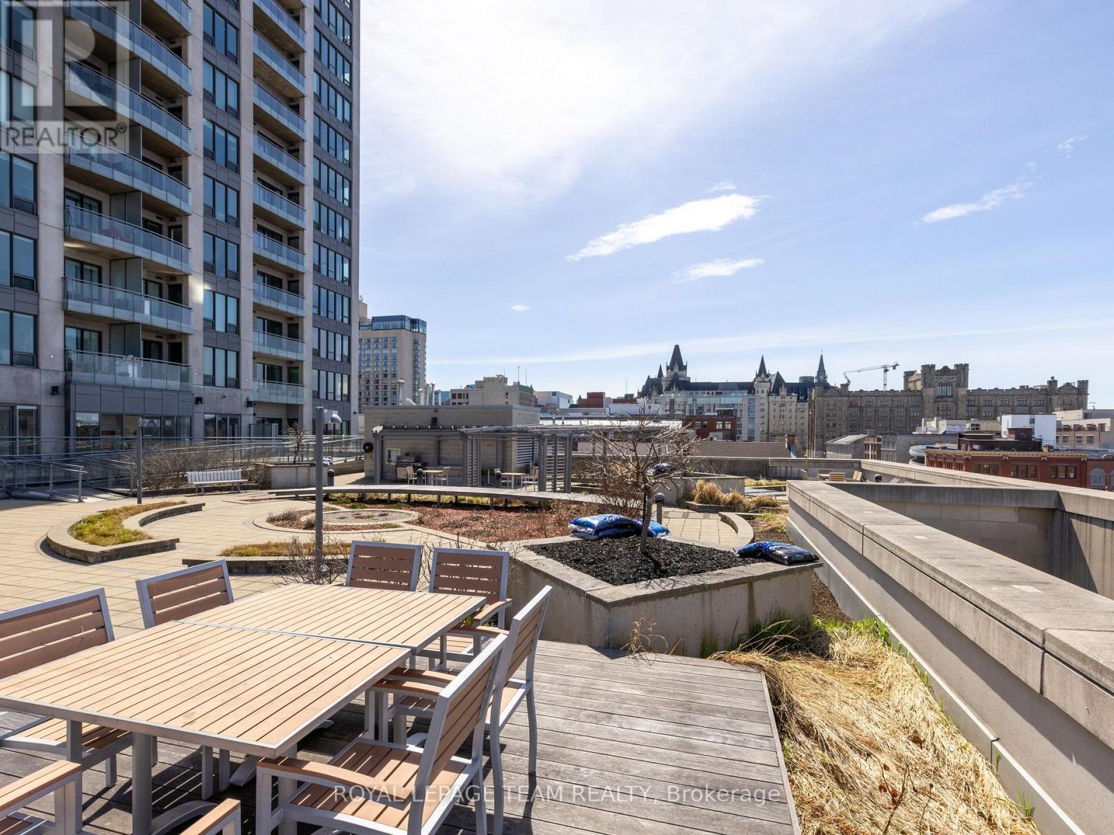 












702 - 90 GEORGE STREET

,
Ottawa,




Ontario
K1N0A8

