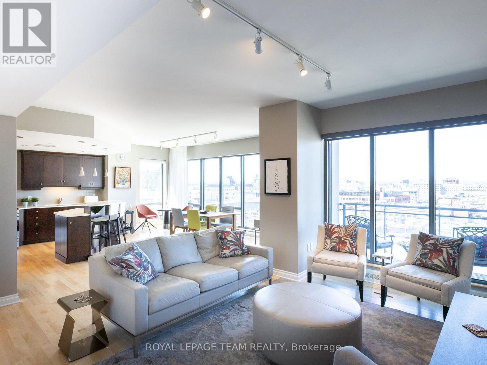 












702 - 90 GEORGE STREET

,
Ottawa,




Ontario
K1N0A8

