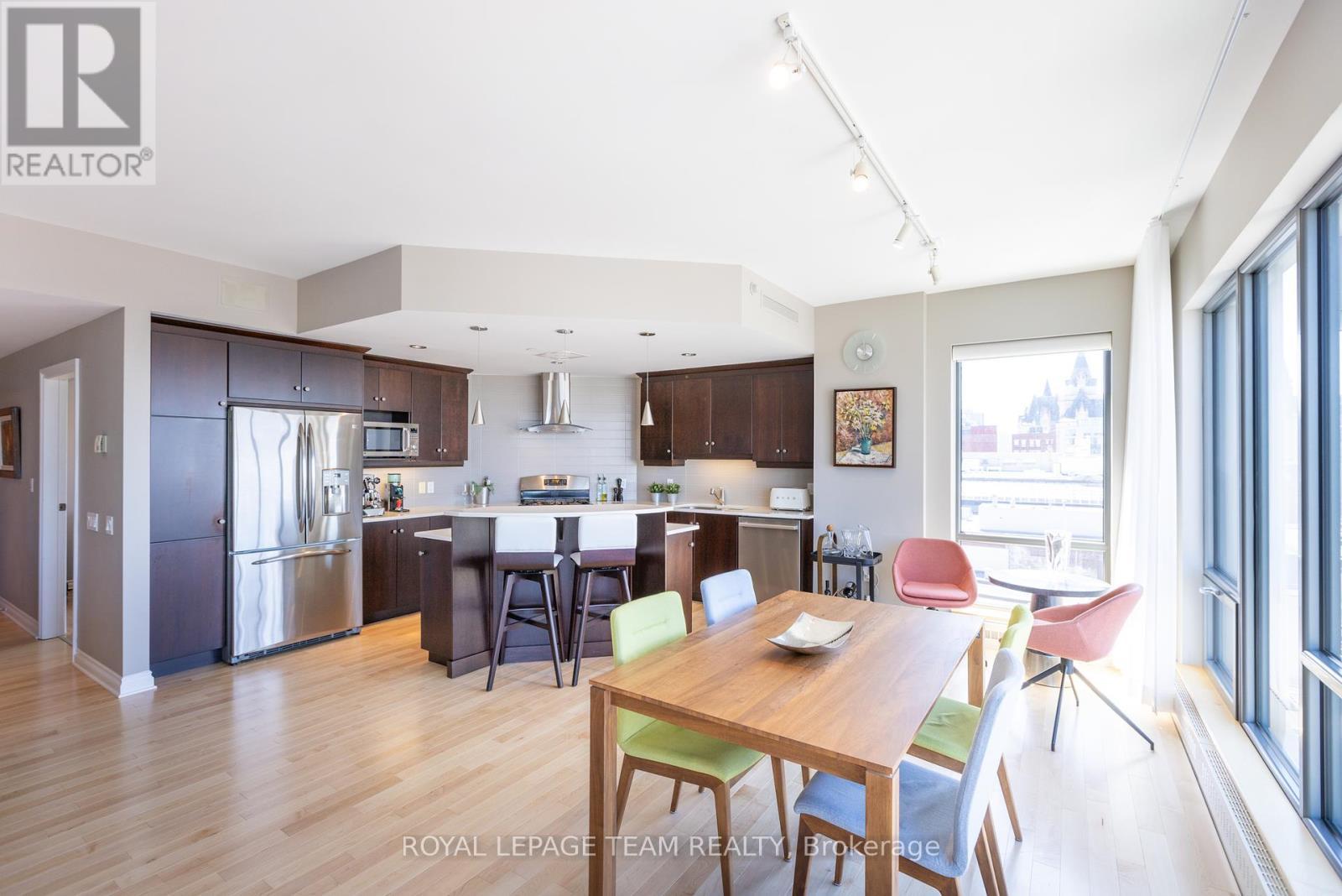 












702 - 90 GEORGE STREET

,
Ottawa,




Ontario
K1N0A8

