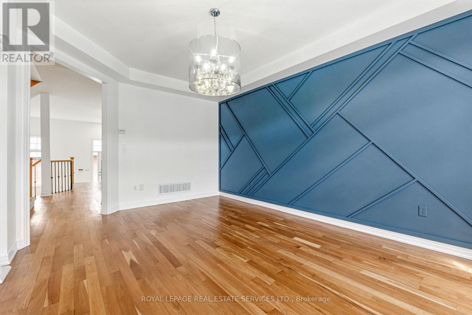 












3349 EGLINTON AVENUE W

,
Mississauga,




Ontario
L5M7W8

