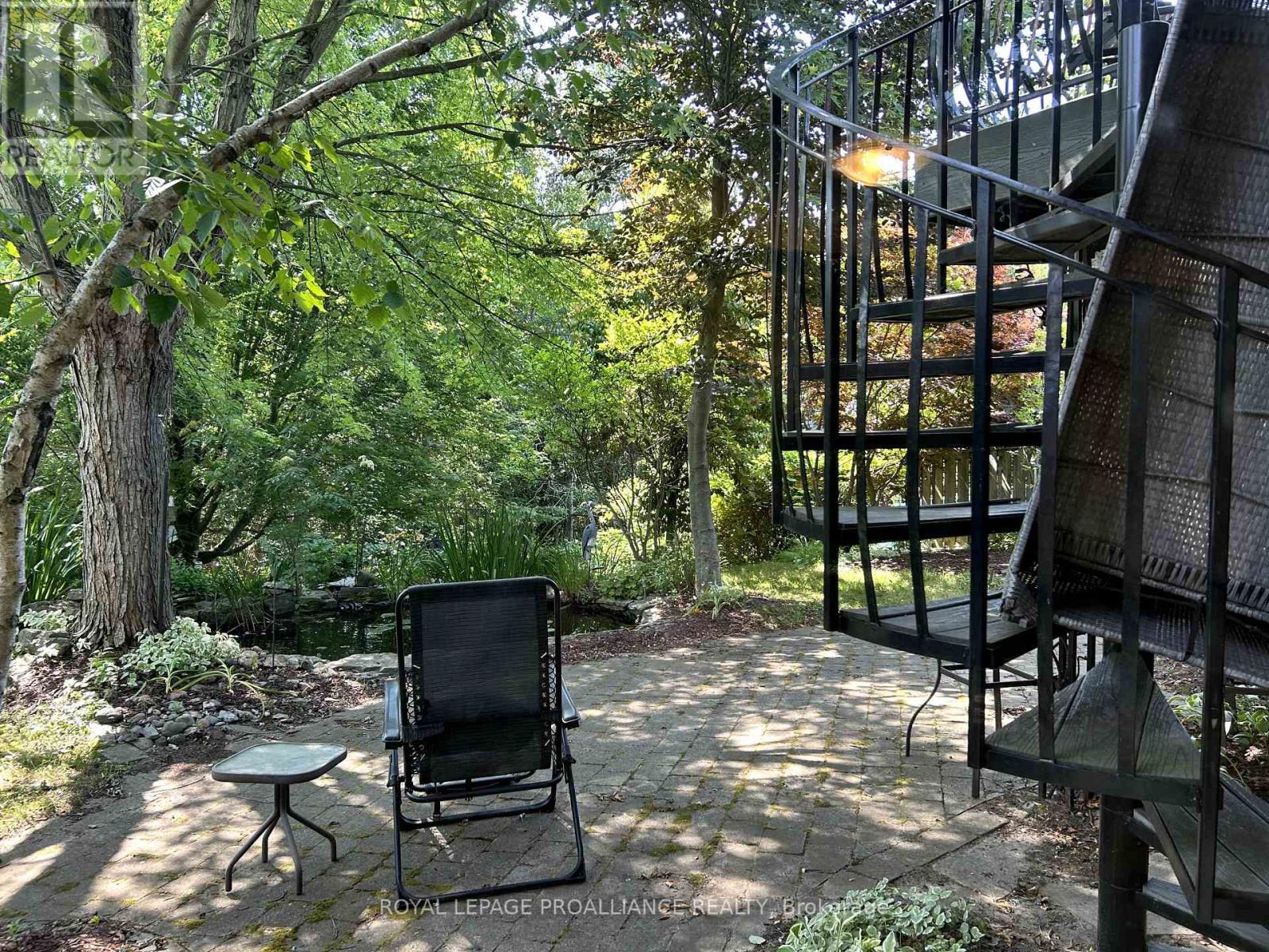 












273 PARKVIEW HILLS DRIVE

,
Cobourg,




Ontario
K9A5S3

