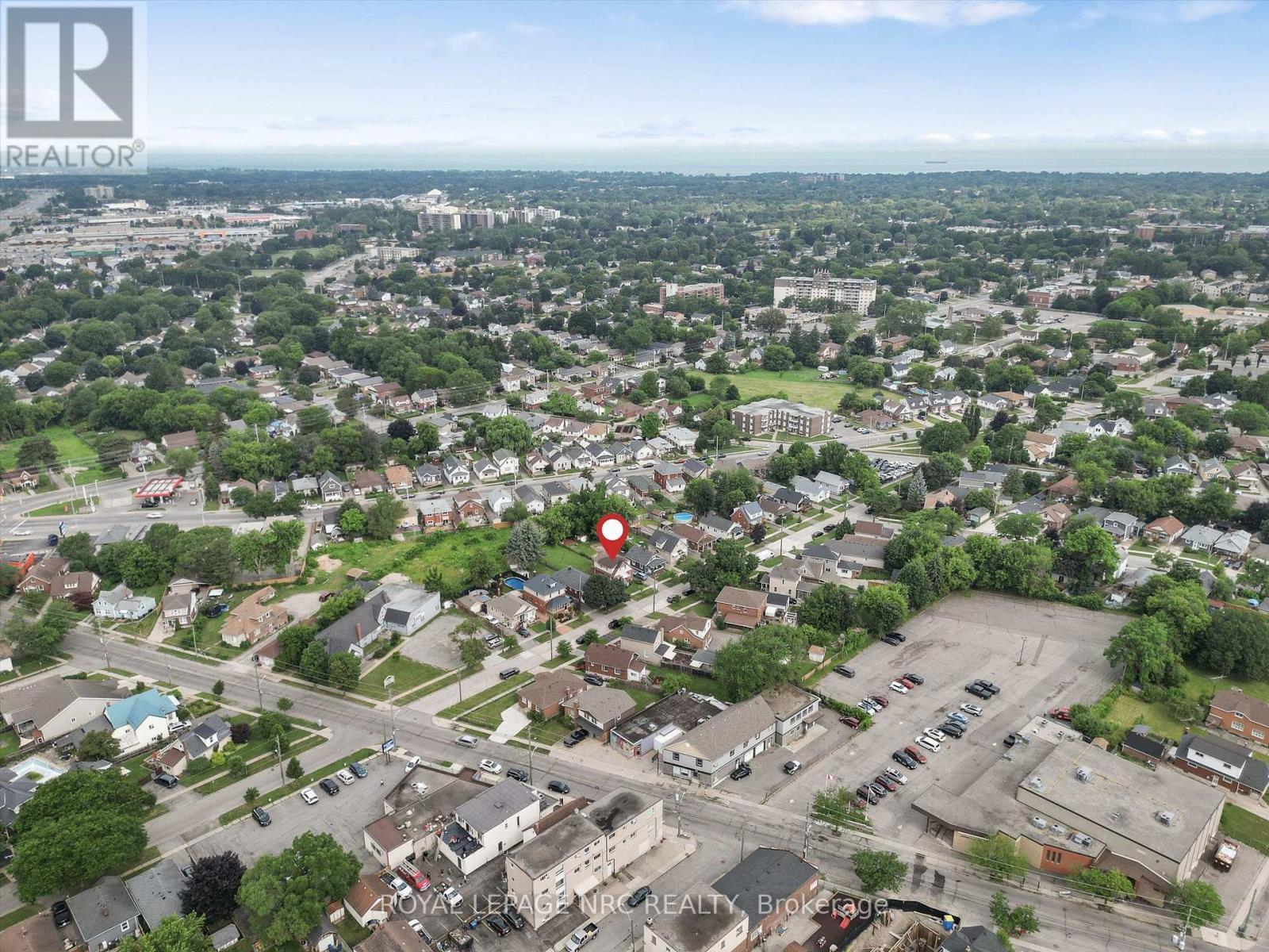 












51 CURRIE STREET

,
St. Catharines (Facer),




Ontario
L2M5M9

