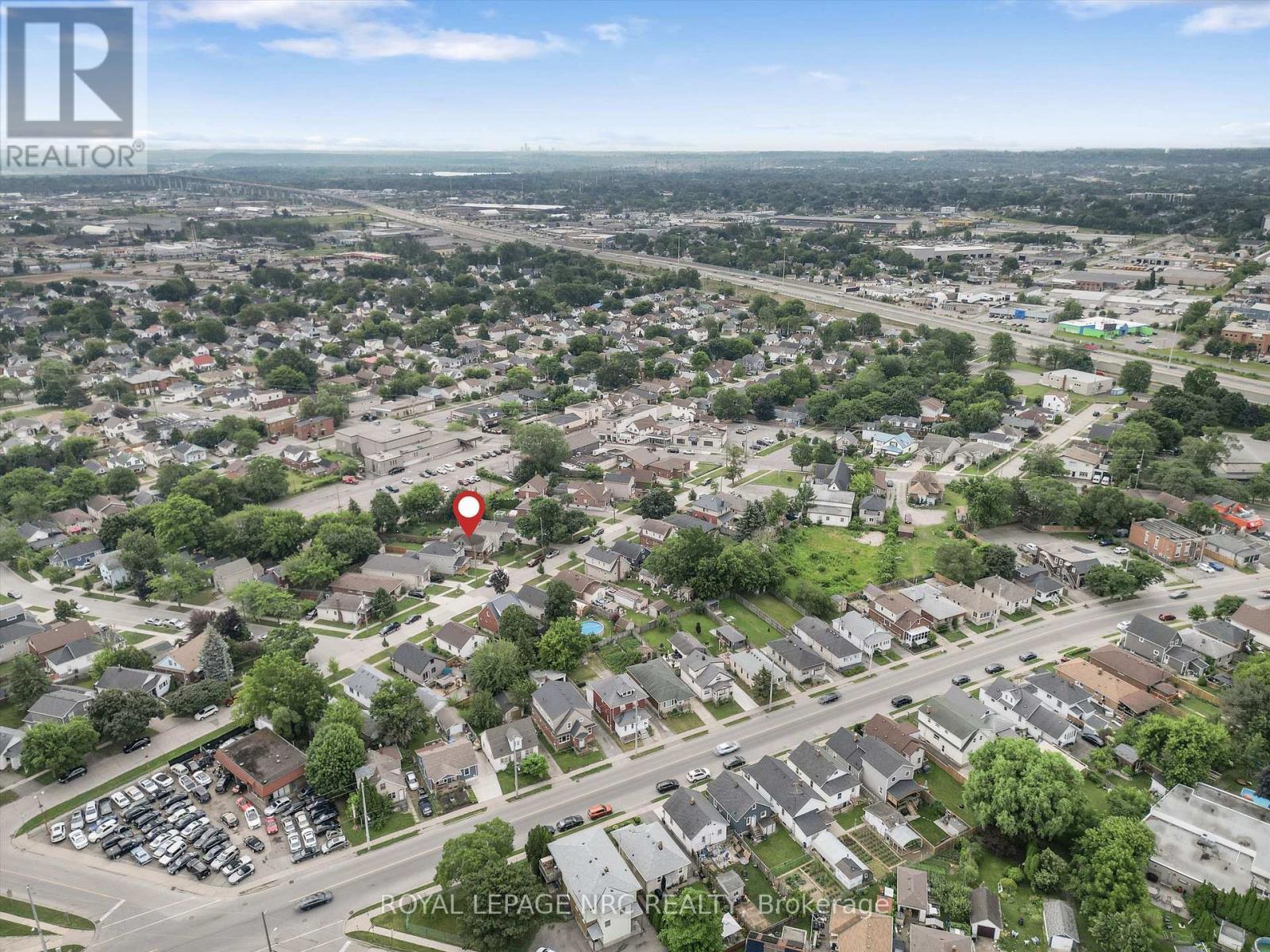 












51 CURRIE STREET

,
St. Catharines (Facer),




Ontario
L2M5M9

