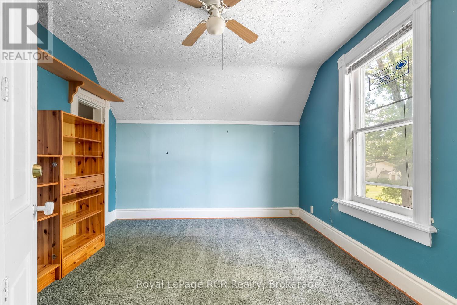 












391 BROWN STREET

,
South Bruce Peninsula,




Ontario
N0H2T0

