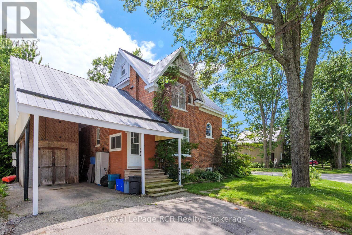 












391 BROWN STREET

,
South Bruce Peninsula,




Ontario
N0H2T0

