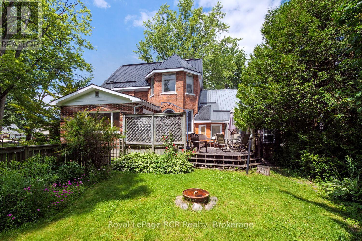 












391 BROWN STREET

,
South Bruce Peninsula,




Ontario
N0H2T0

