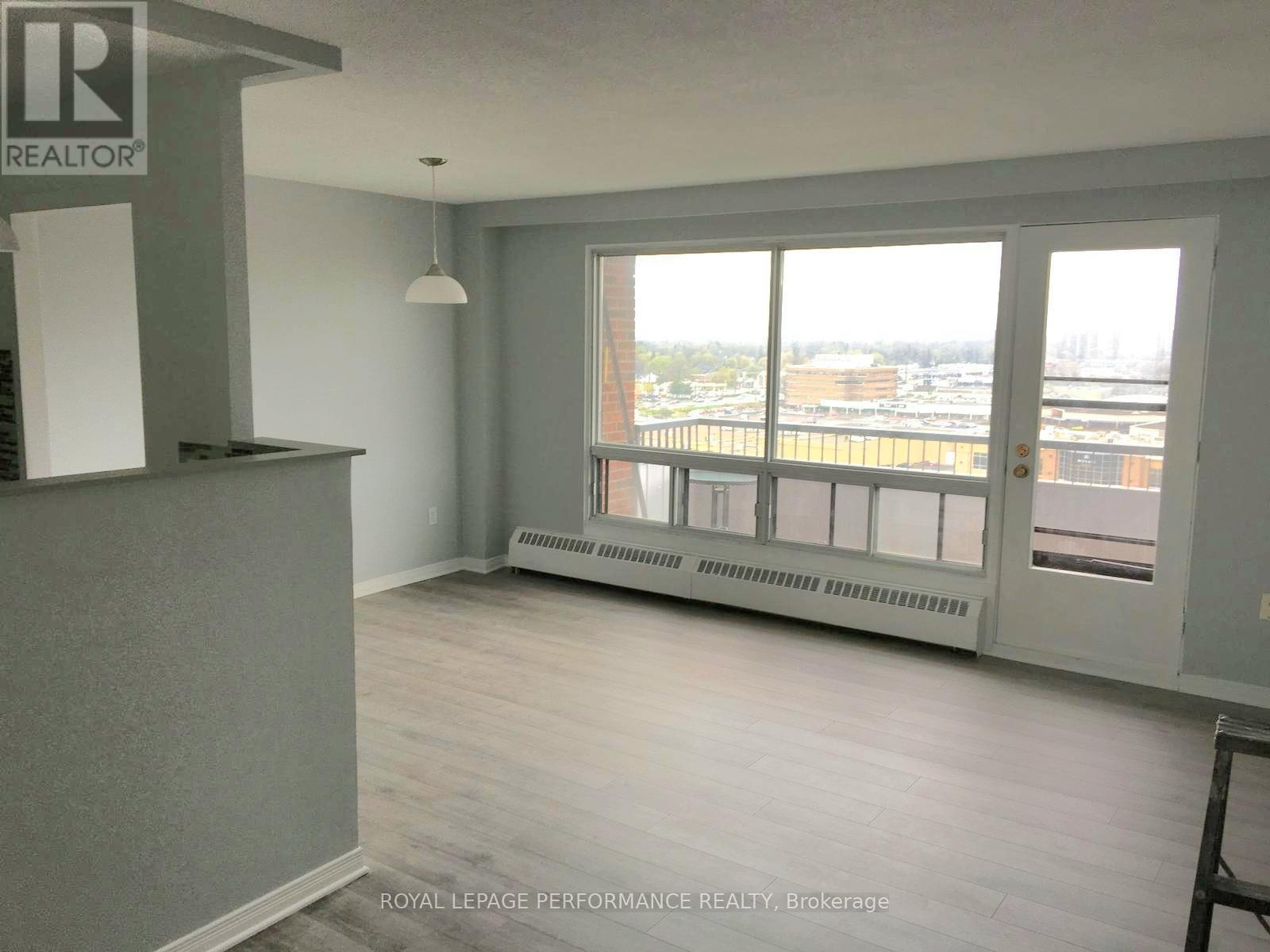 












1113 - 20 CHESTERTON DRIVE W

,
Ottawa,




Ontario
K2E6Z7

