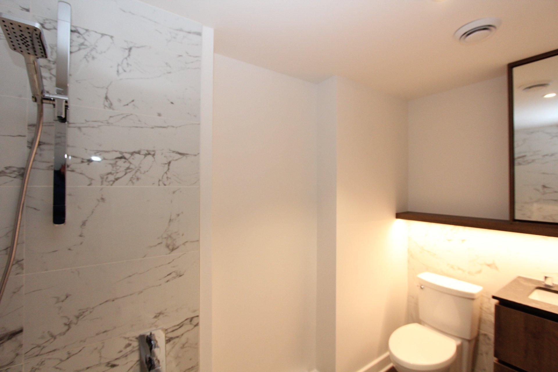 









170


Rue Rioux

, 605,
Montréal (Le Sud-Ouest),




QC
H3C0X3

