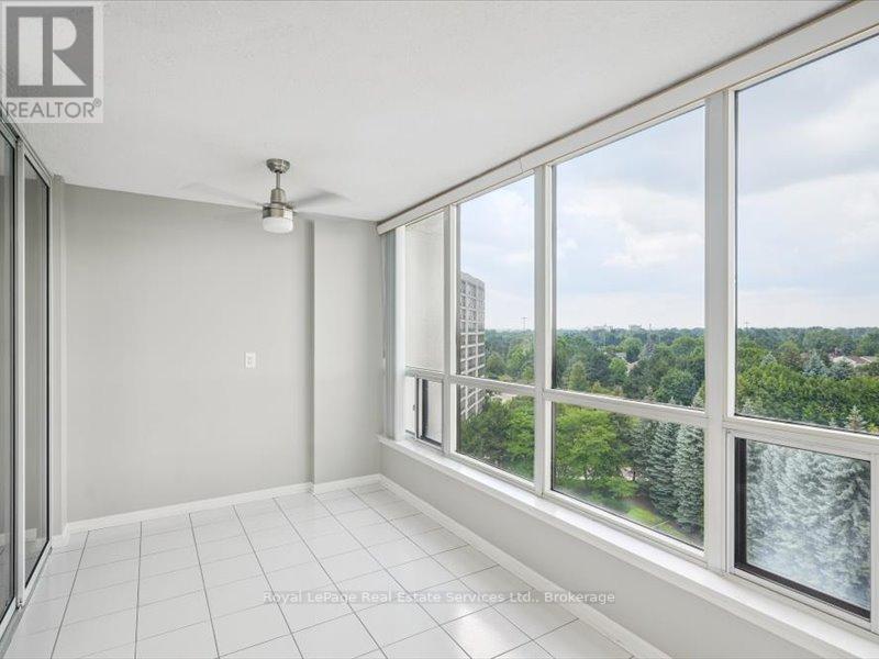 












910 - 10 LAURELCREST STREET

,
Brampton (Queen Street Corridor),




Ontario
L6S5Y3

