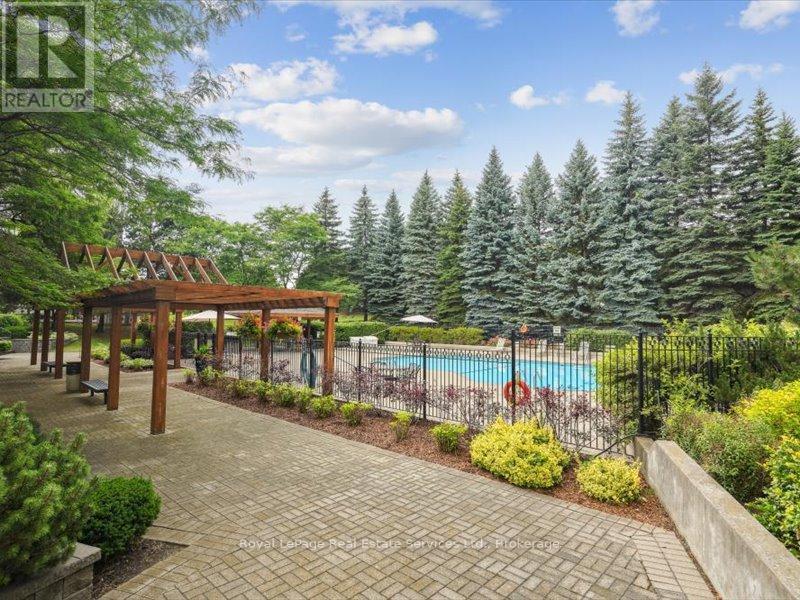 












910 - 10 LAURELCREST STREET

,
Brampton (Queen Street Corridor),




Ontario
L6S5Y3

