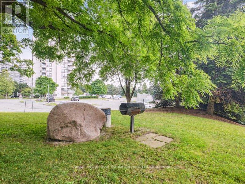 












910 - 10 LAURELCREST STREET

,
Brampton (Queen Street Corridor),




Ontario
L6S5Y3

