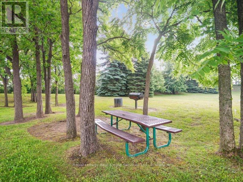 












910 - 10 LAURELCREST STREET

,
Brampton (Queen Street Corridor),




Ontario
L6S5Y3


