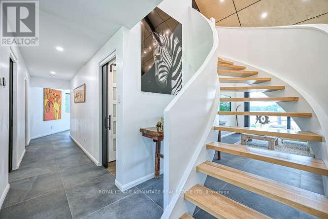 












130 BLAIR POOLE FARM LANE

,
Tay Valley,




Ontario
K7H3C7

