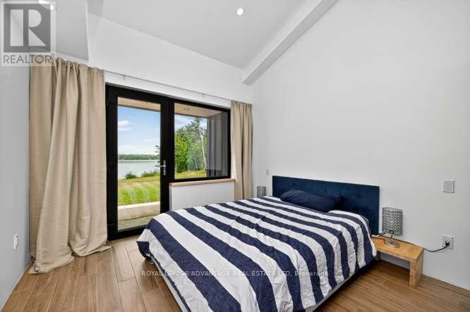 












130 BLAIR POOLE FARM LANE

,
Tay Valley,




Ontario
K7H3C7

