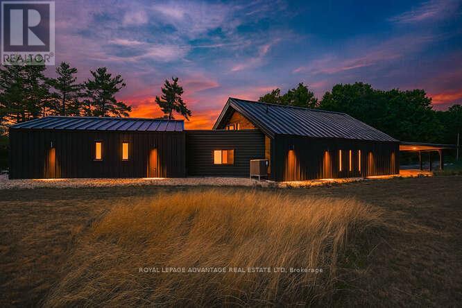 












130 BLAIR POOLE FARM LANE

,
Tay Valley,




Ontario
K7H3C7

