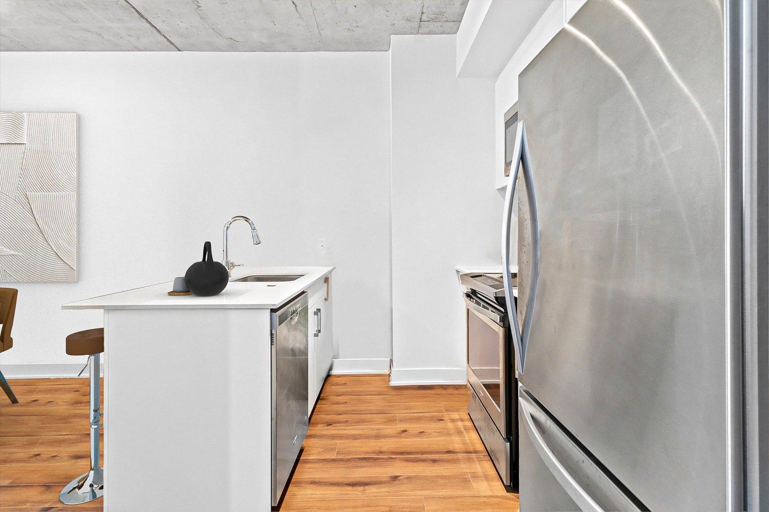 









6780


Boul. Newman

, 905,
Montréal (LaSalle),




QC
H8N0H5


